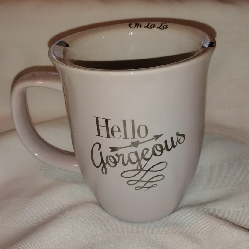 10 Strawberry Street, 'Hello Gorgeous Oh La La' - Ceramic Cream Mug - Picture 1 of 7